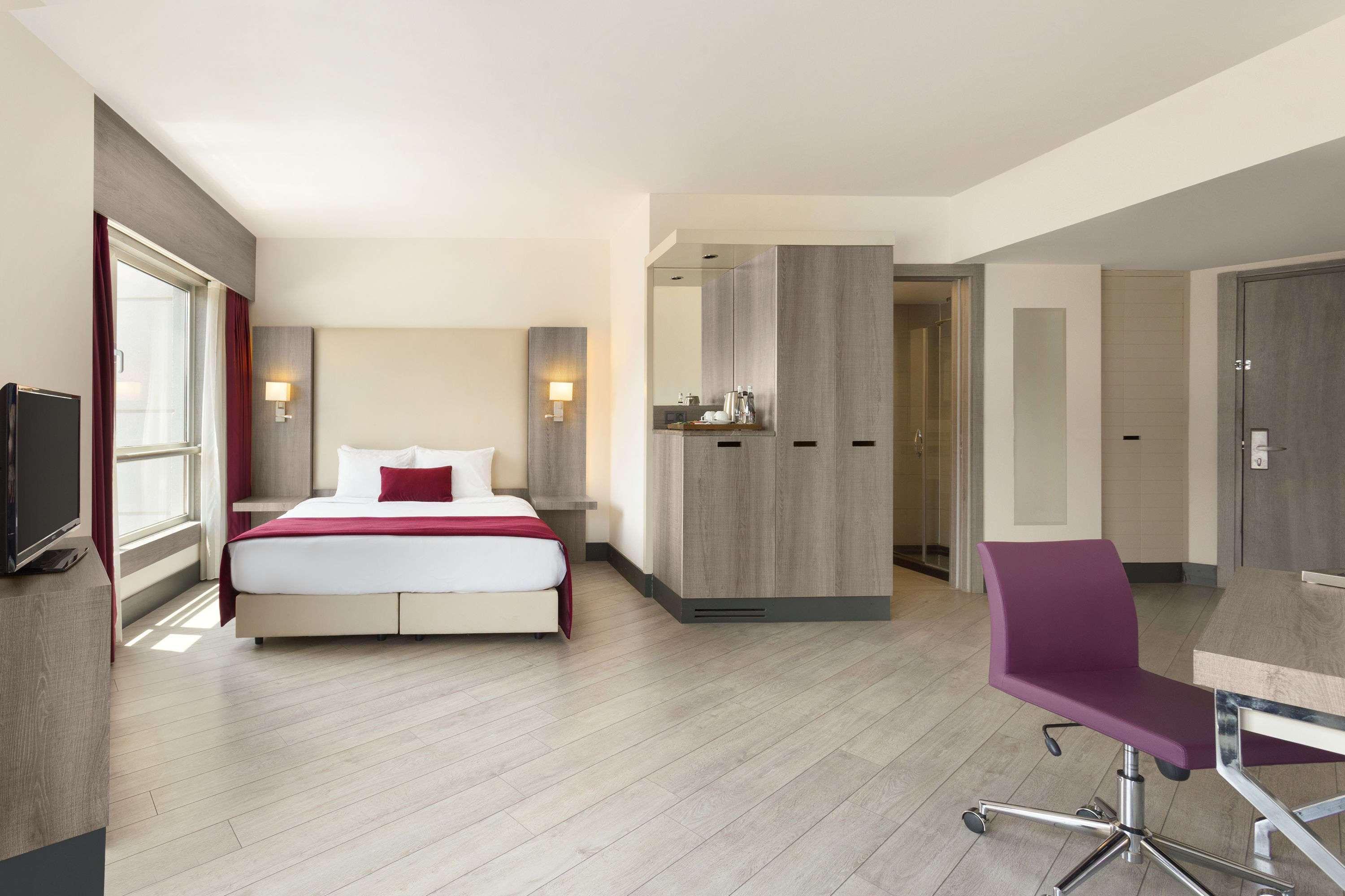 Hotel Ramada Plaza By Wyndham İzmir Extérieur photo
