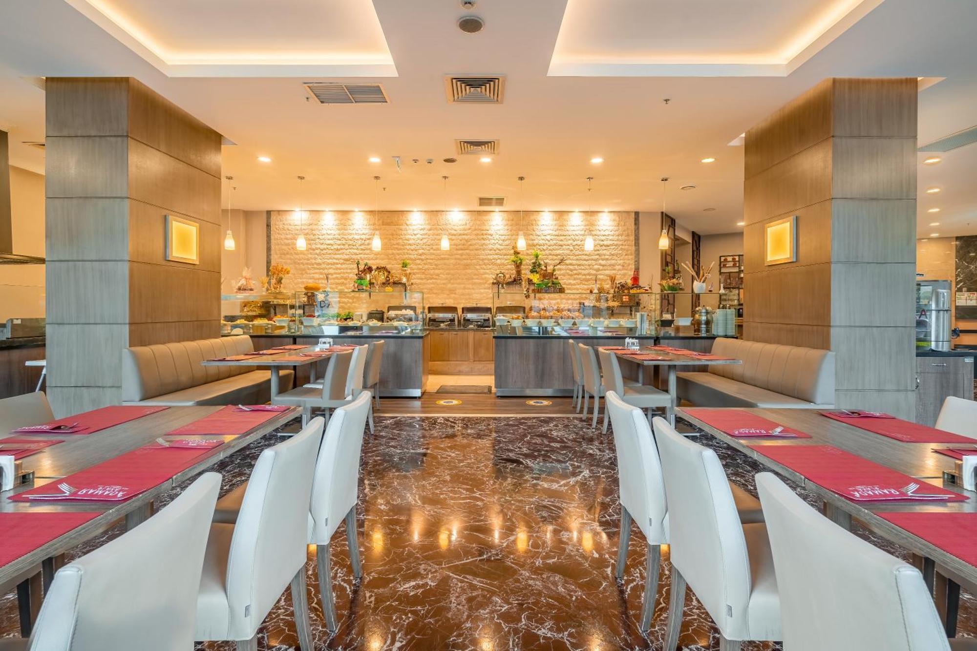 Hotel Ramada Plaza By Wyndham İzmir Extérieur photo