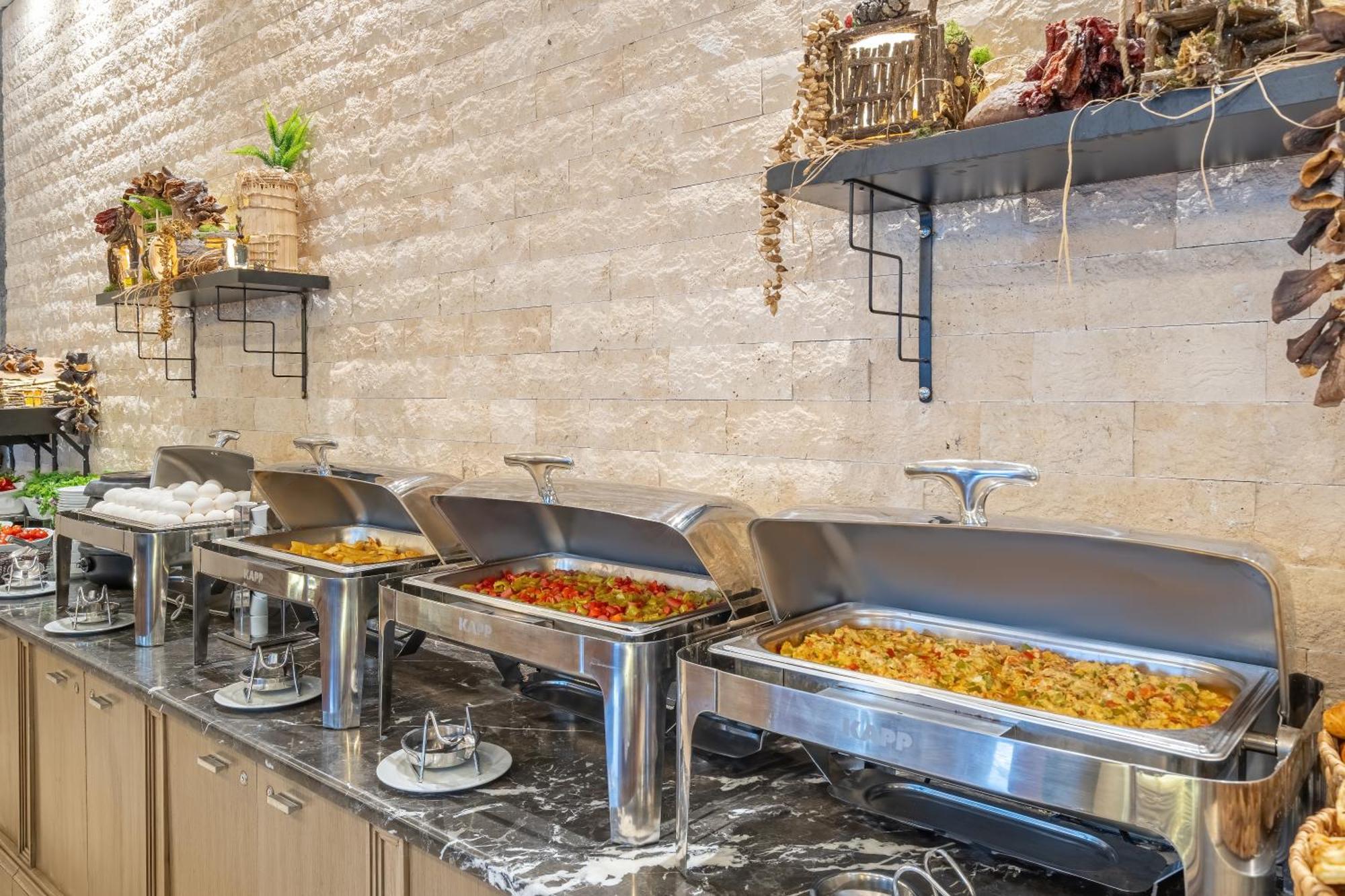 Hotel Ramada Plaza By Wyndham İzmir Extérieur photo